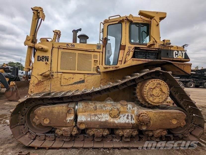 CAT D8N Paletli dozerler