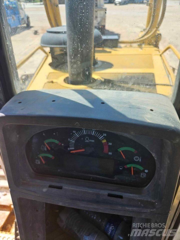 CAT D8T Paletli dozerler