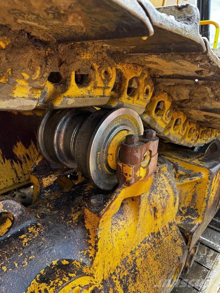 CAT D8T Paletli dozerler