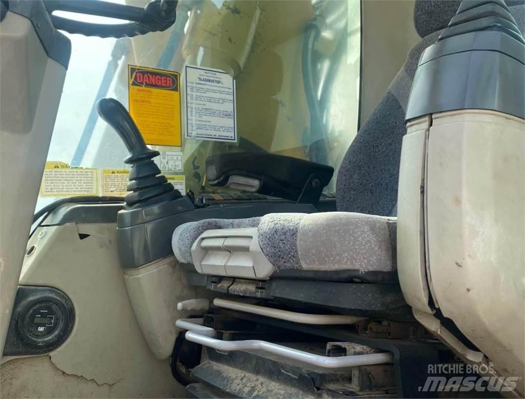 CAT M316C Lastik tekerli ekskavatörler