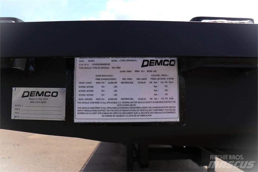 Demco  Flatbed çekiciler