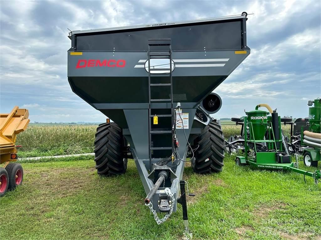 Demco 1100 Hububat/Silaj Römorkları
