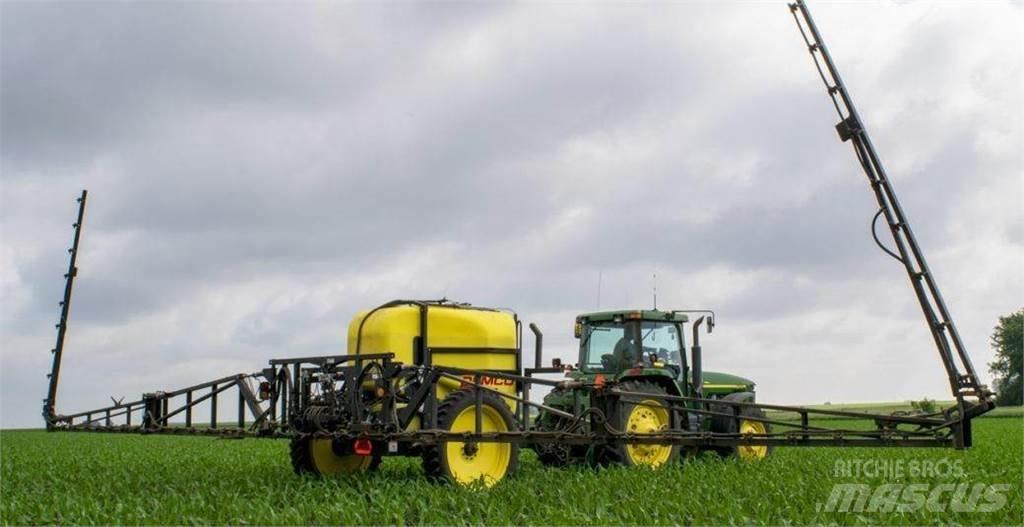 Demco 1250 Çekilir pülverizatörler