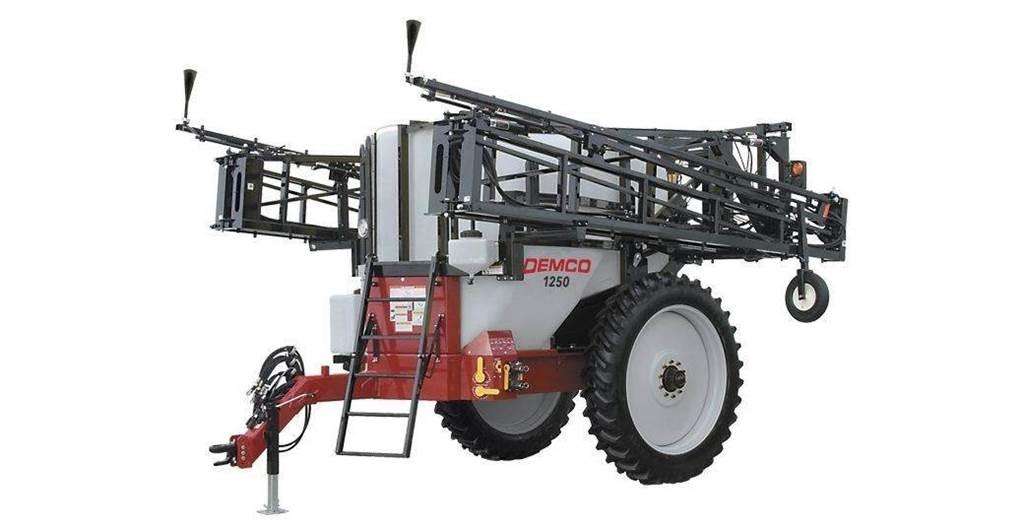 Demco 1250 Çekilir pülverizatörler