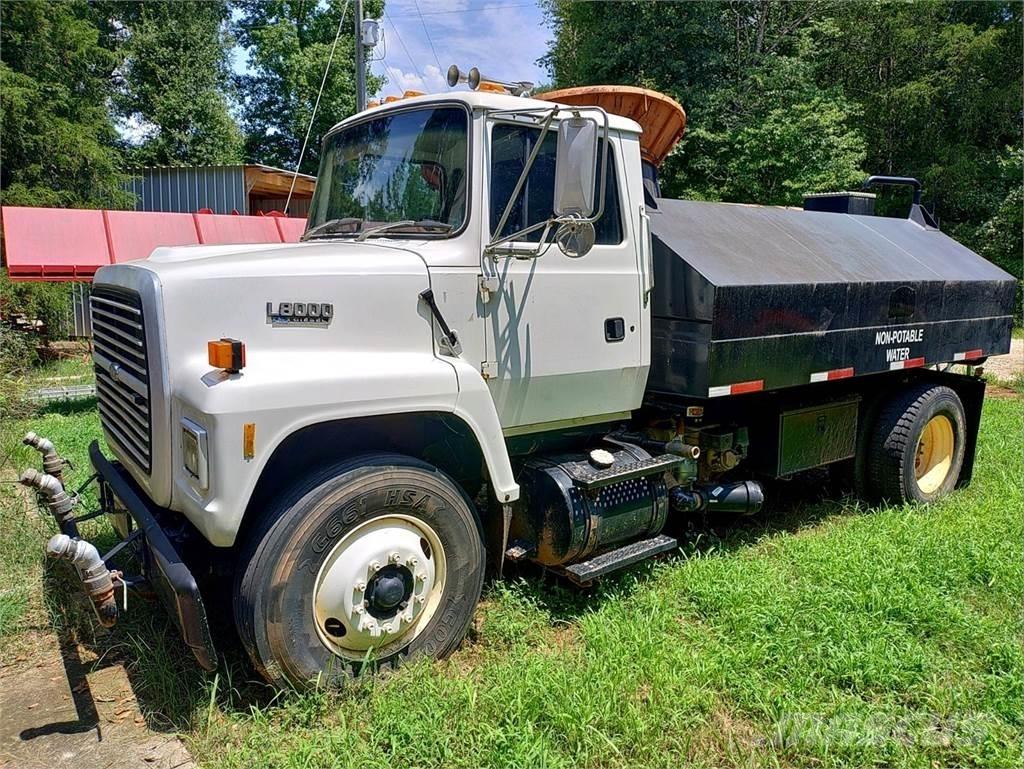 Ford 8000 Tankerli kamyonlar