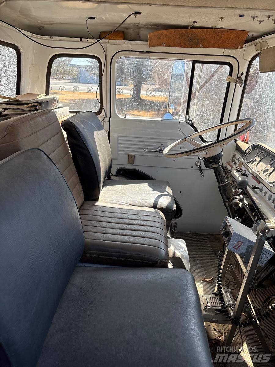 Ford 8000 Itfaiye araçlari