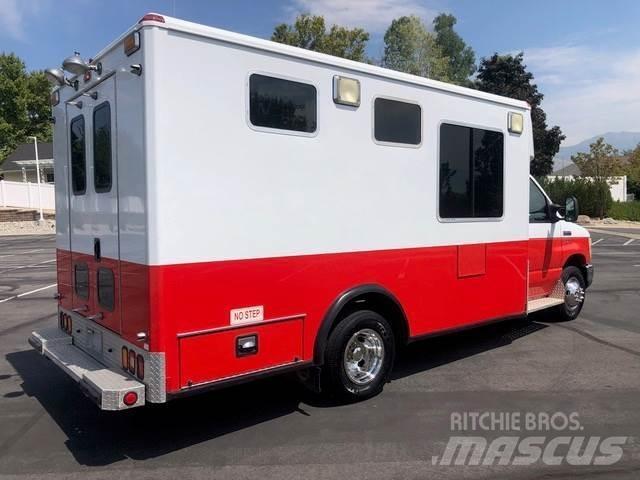 Ford E-450 Ambulanslar