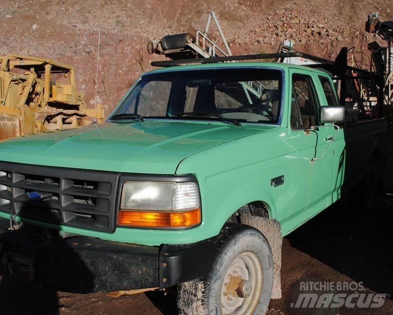 Ford F-250 Pikaplar