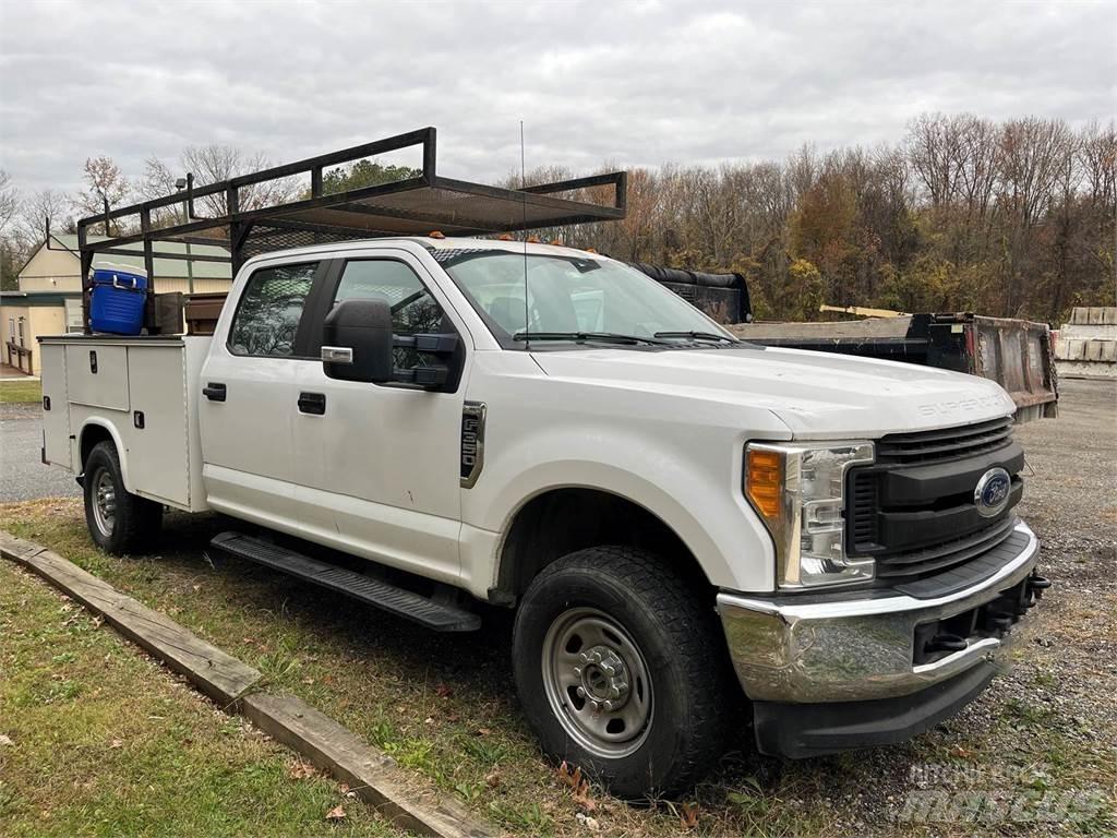 Ford F-350 Belediye / genel amaçli araçlar