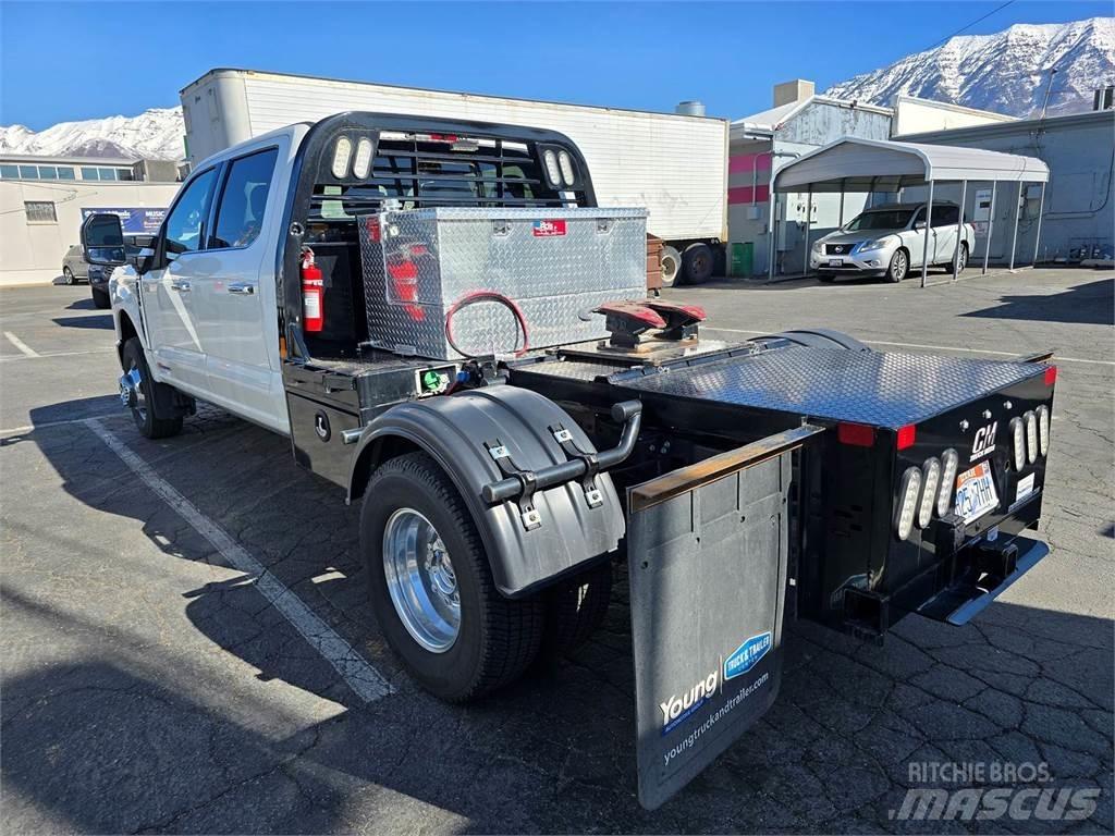 Ford F-350 Pikaplar