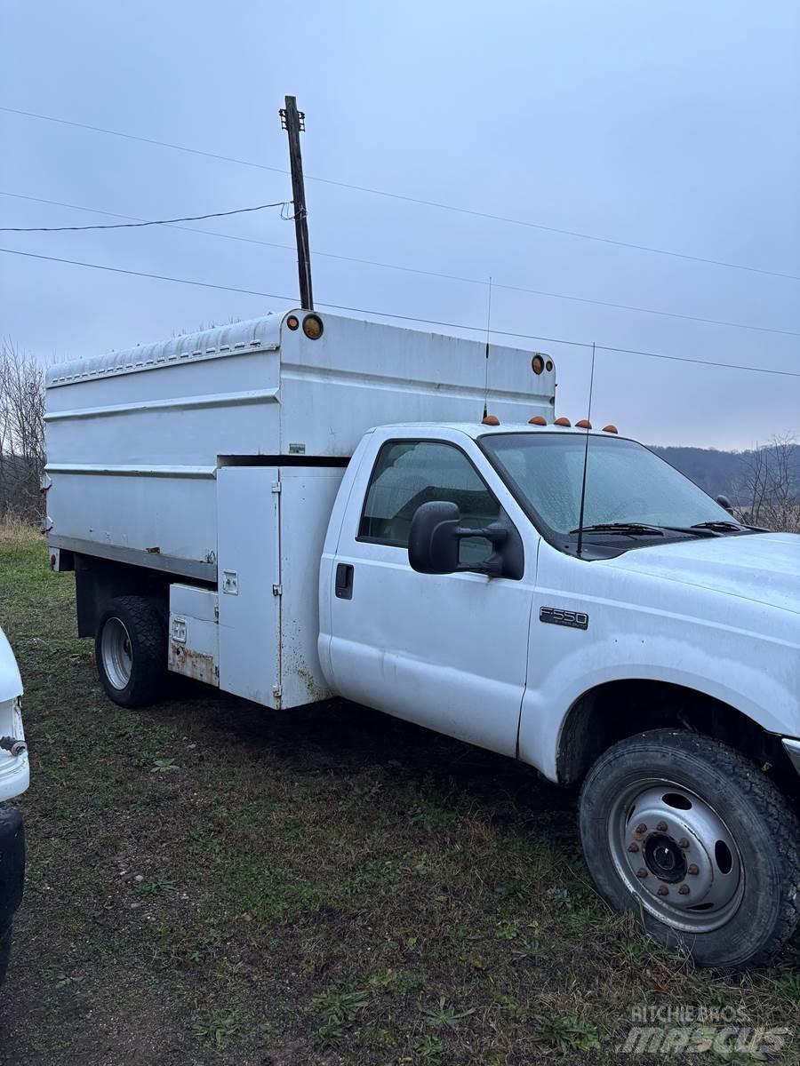 Ford F-550 Belediye / genel amaçli araçlar