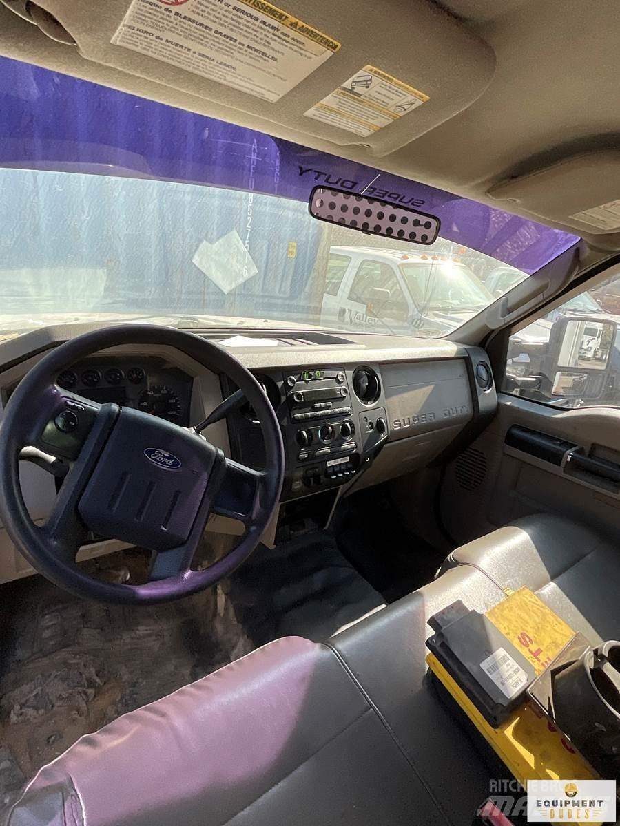 Ford F-550 Belediye / genel amaçli araçlar