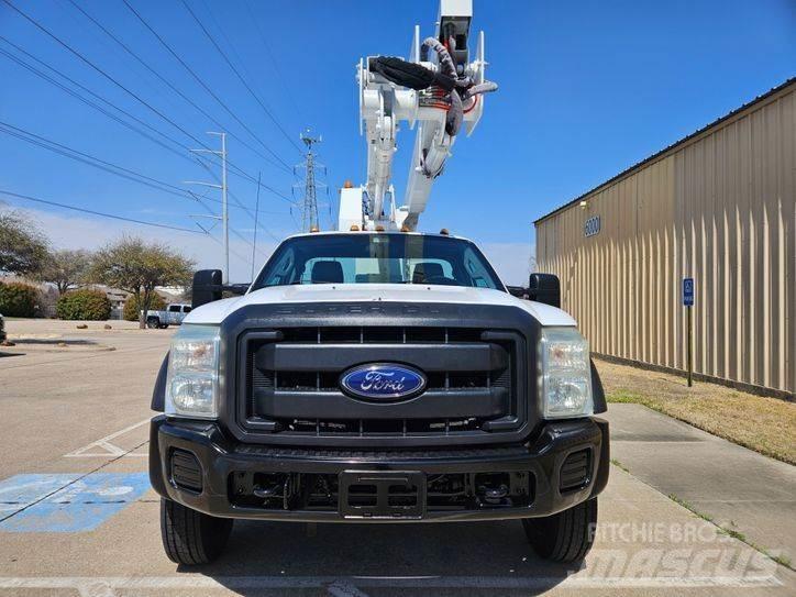 Ford F - 550 Araç üstü platformlar