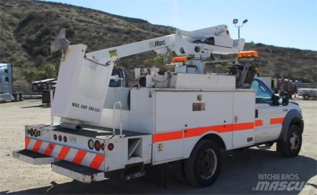 Ford F-550 Araç üstü platformlar