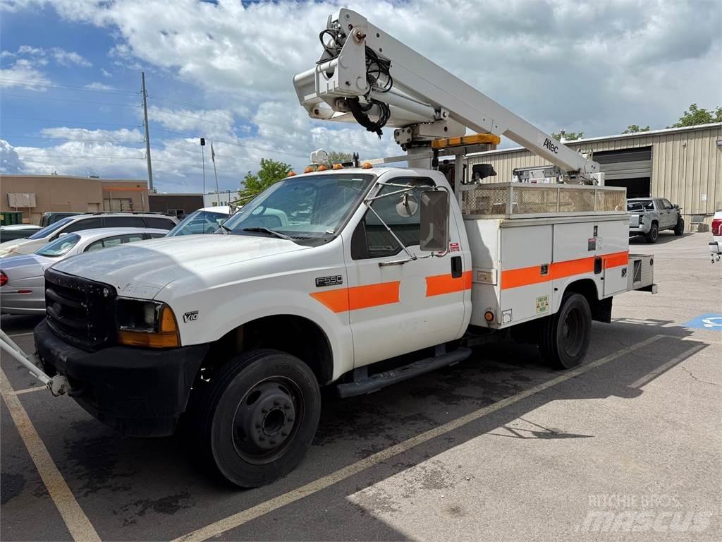 Ford F-550 Araç üstü platformlar