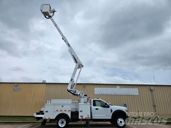 Ford F-550 Araç üstü platformlar