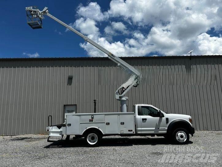 Ford F-550 Araç üstü platformlar