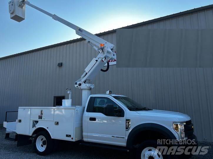 Ford F-550 Araç üstü platformlar