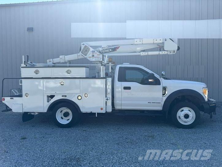 Ford F-550 Araç üstü platformlar