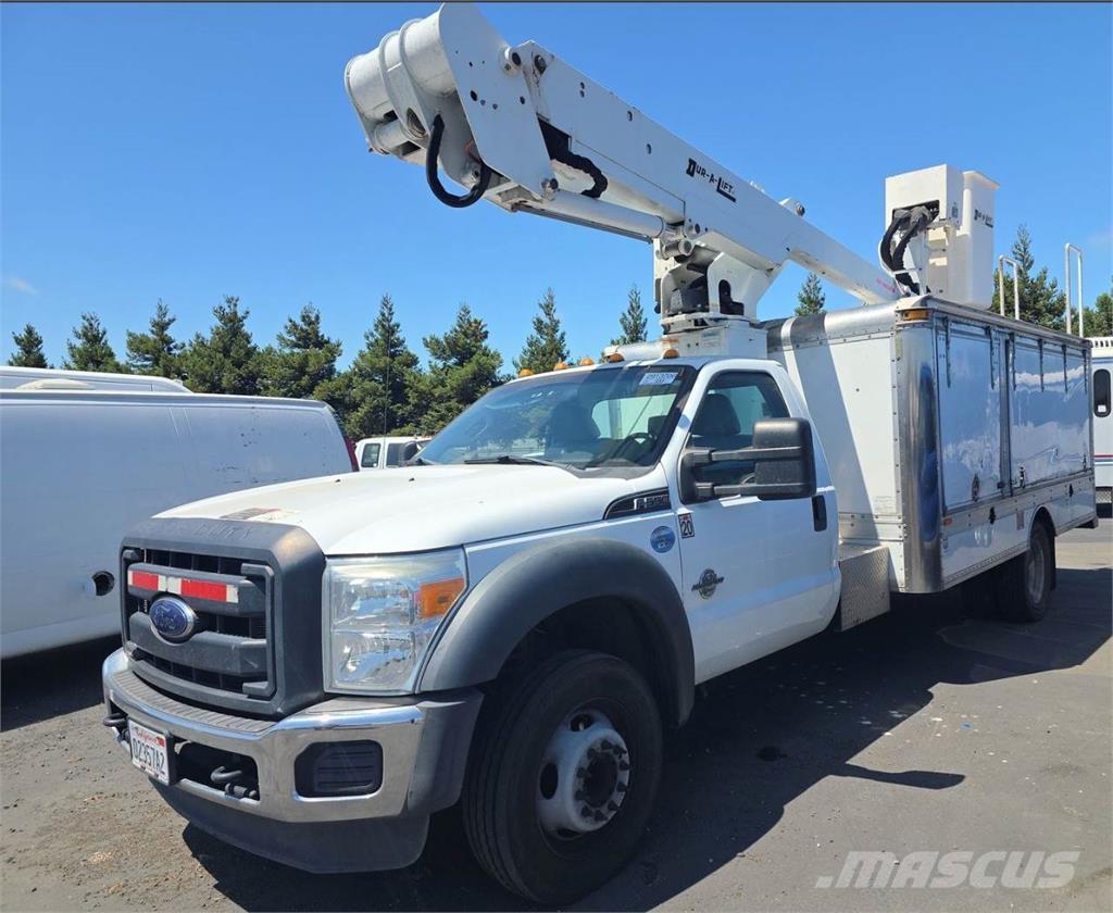Ford F-550 Araç üstü platformlar