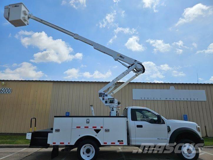 Ford F-550 Araç üstü platformlar