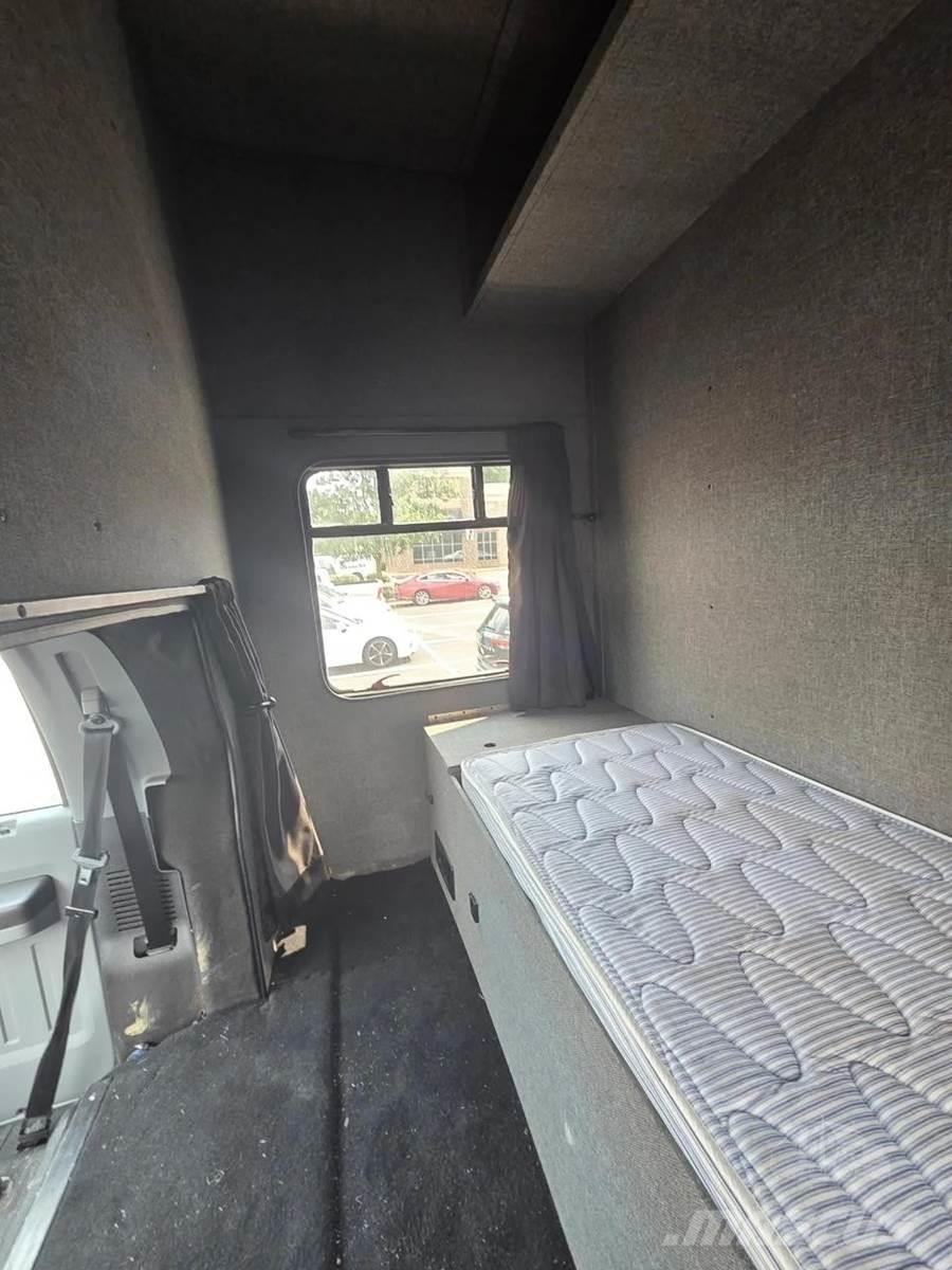 Ford F-650 Kapali kasa kamyonlar