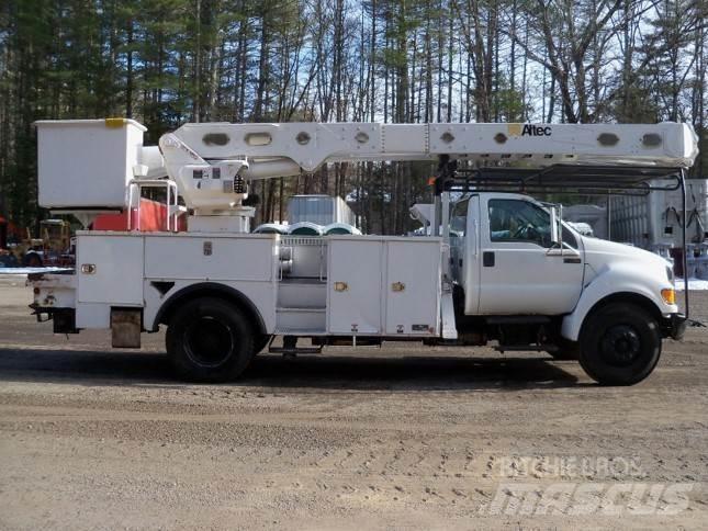 Ford F-750 Araç üstü platformlar
