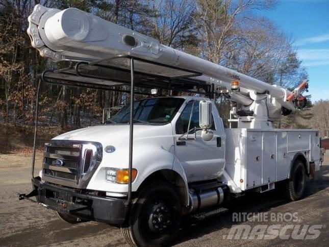 Ford F-750 Araç üstü platformlar