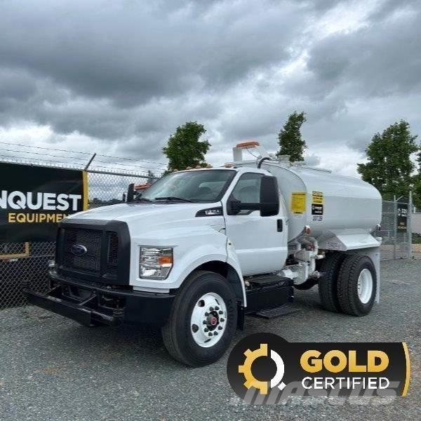 Ford F-750 Tankerli kamyonlar