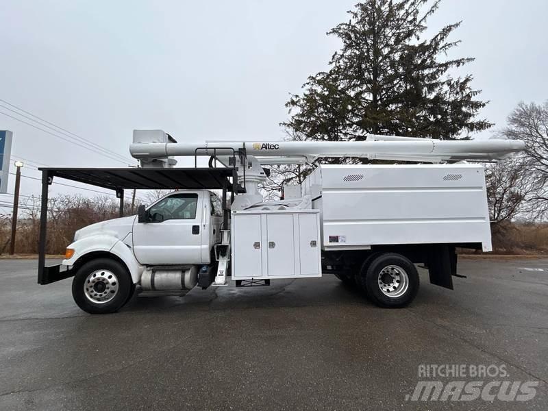 Ford F-750 Araç üstü platformlar