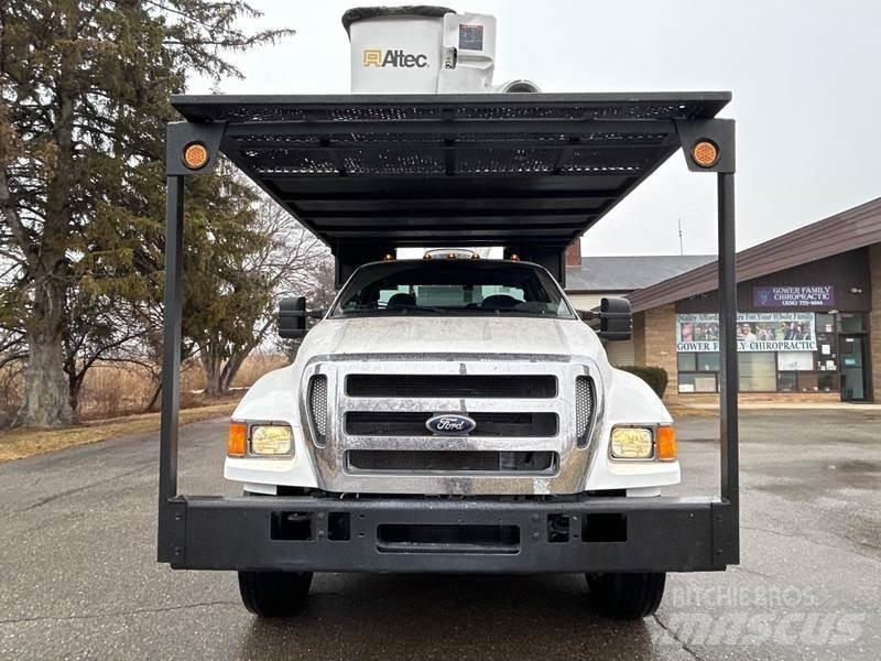 Ford F-750 Araç üstü platformlar