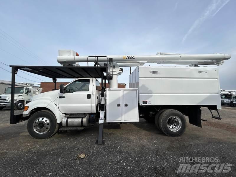 Ford F-750 Araç üstü platformlar