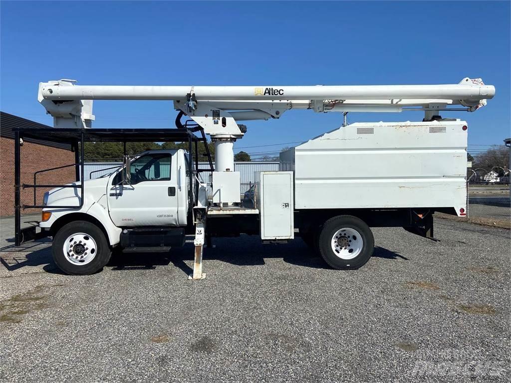 Ford F-750 Araç üstü platformlar