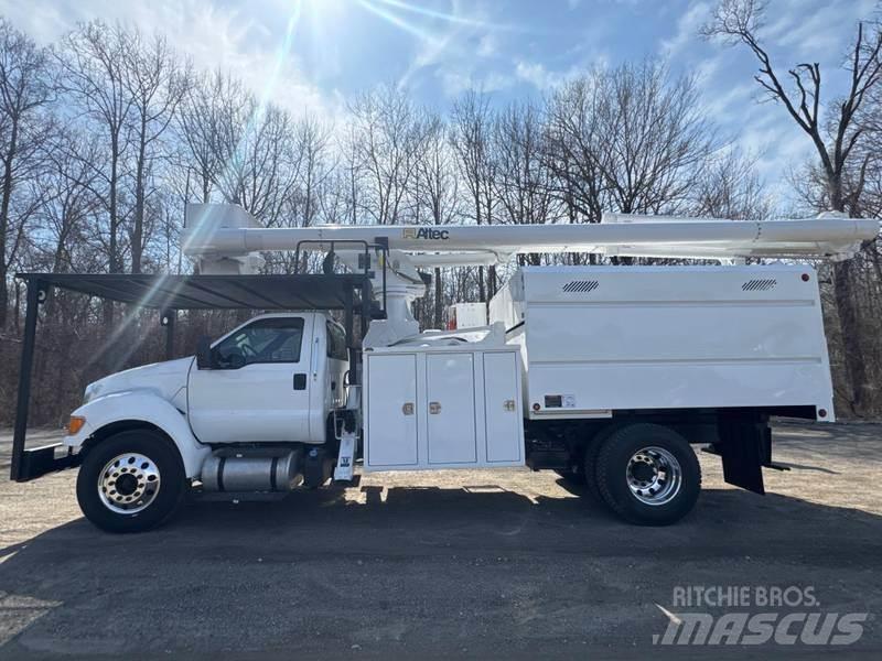 Ford F-750 Araç üstü platformlar