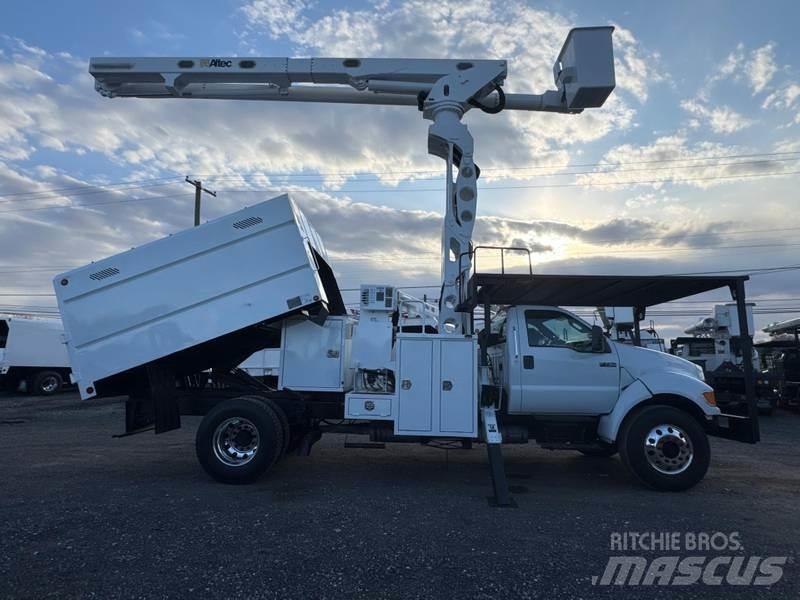 Ford F-750 Araç üstü platformlar