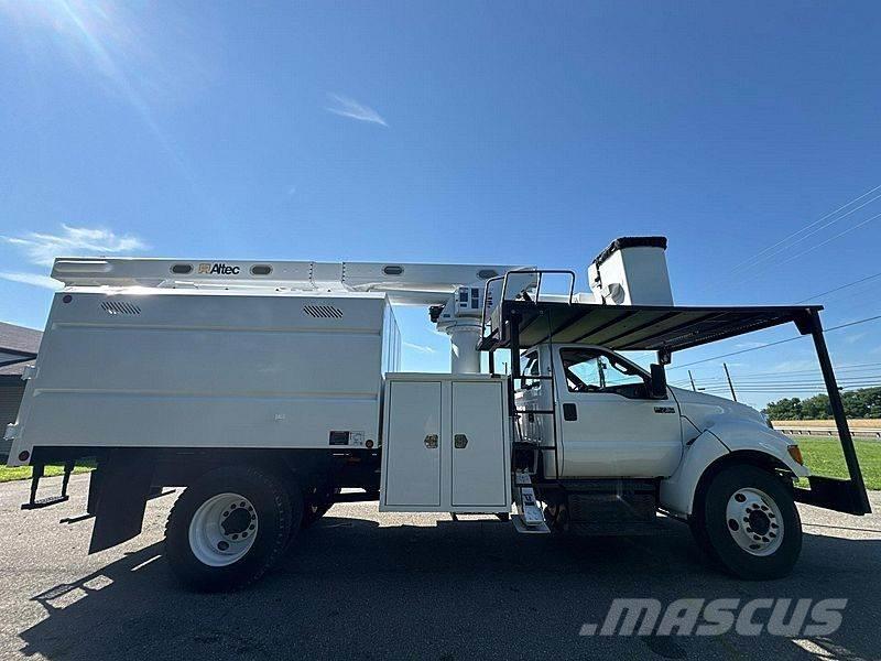 Ford F-750 Araç üstü platformlar