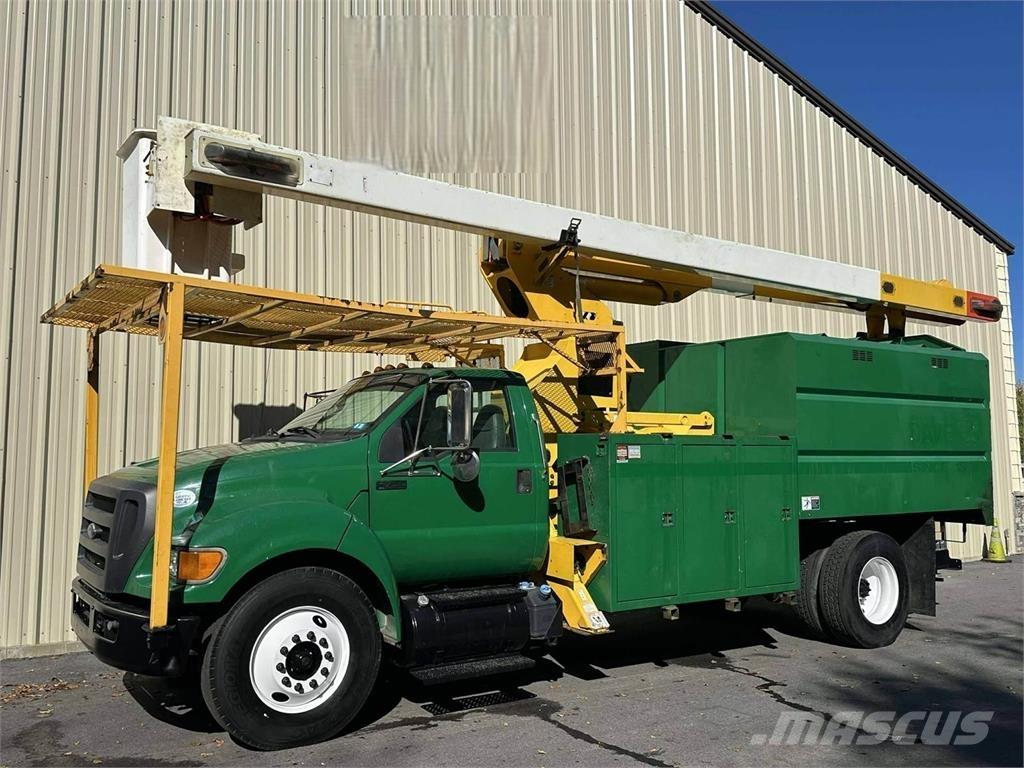 Ford F-750 Araç üstü platformlar