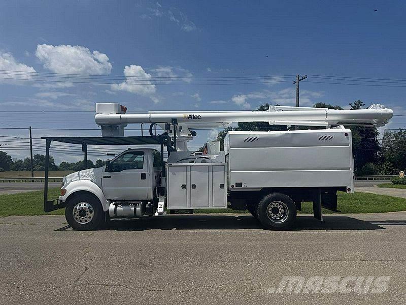 Ford F-750 Araç üstü platformlar