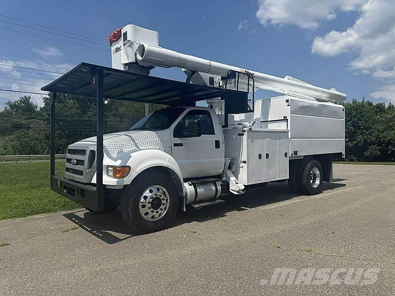 Ford F-750 Araç üstü platformlar