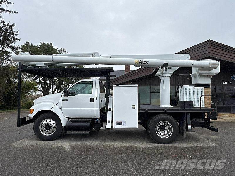 Ford F-750 Araç üstü platformlar