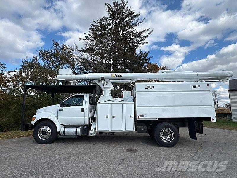 Ford F-750 Araç üstü platformlar