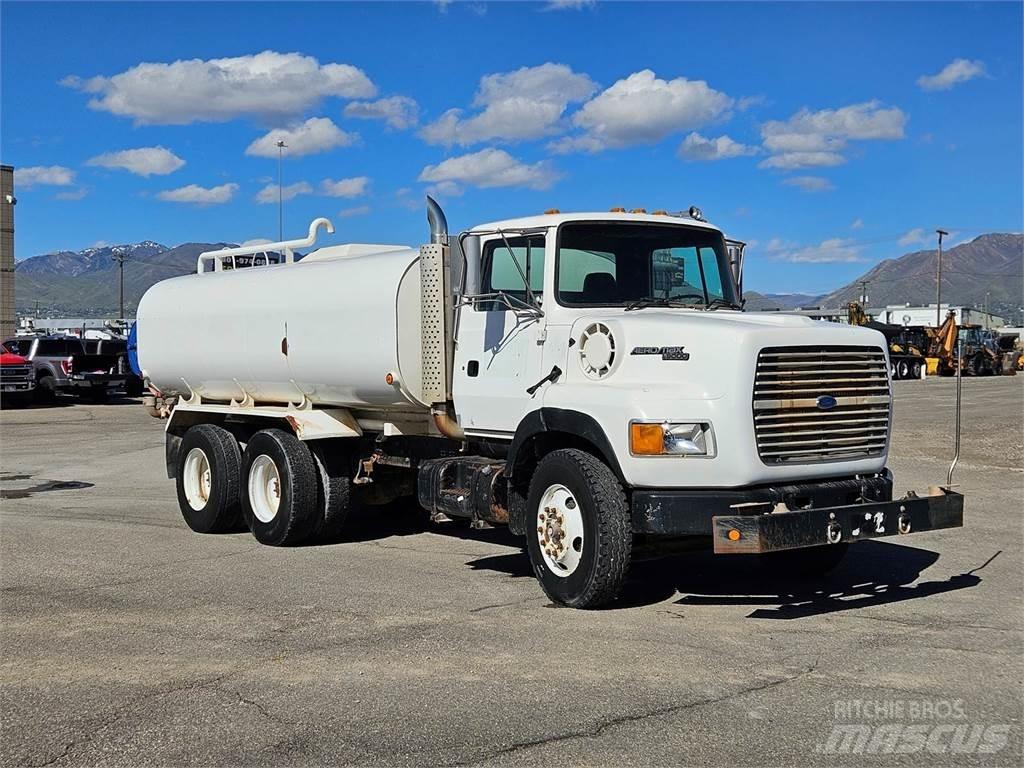 Ford L9000 Tankerli kamyonlar