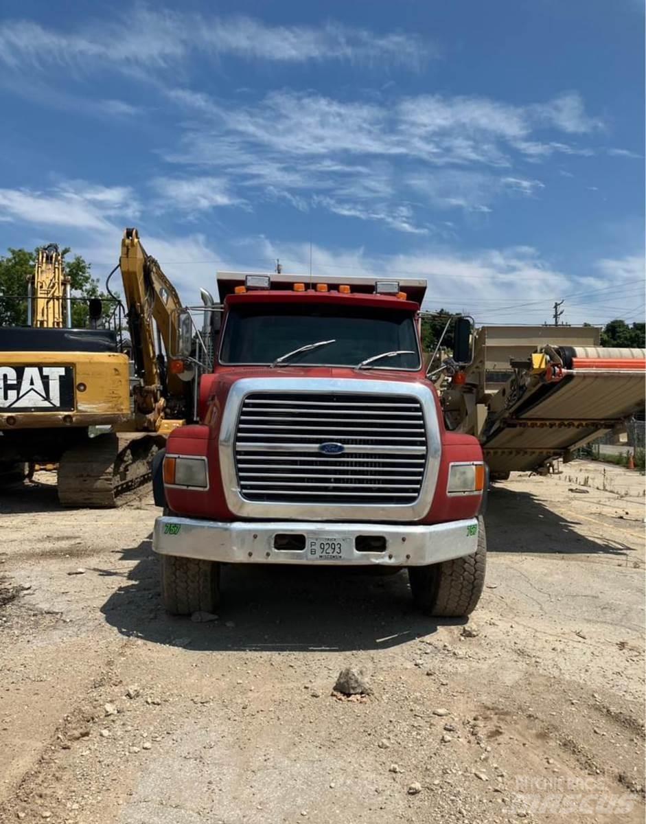 Ford L9000 Tankerli kamyonlar