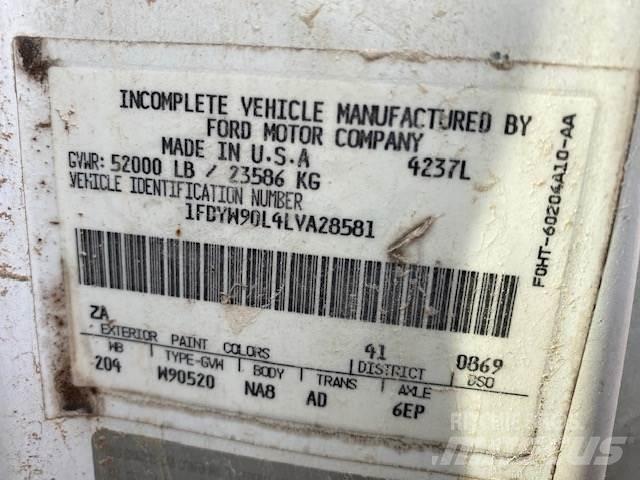 Ford L9000 Tankerli kamyonlar