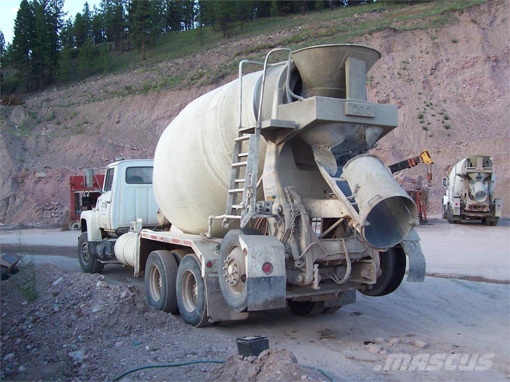 Ford LT9000 Transmikserler