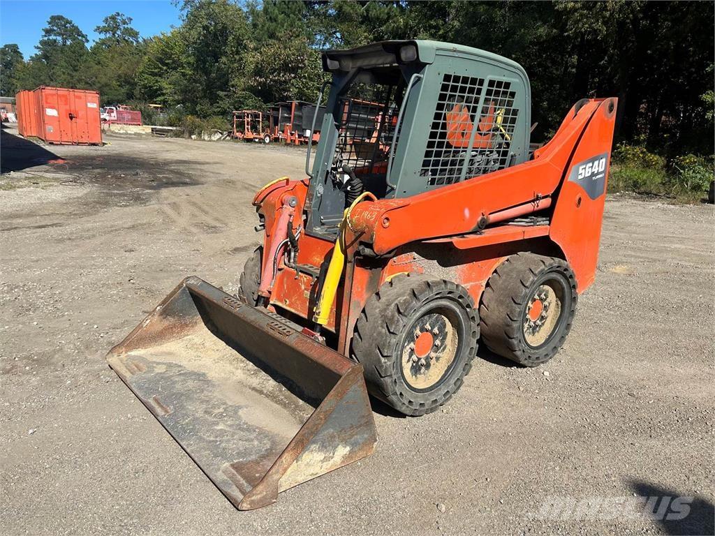 Gehl 5640E Paletli yükleyiciler