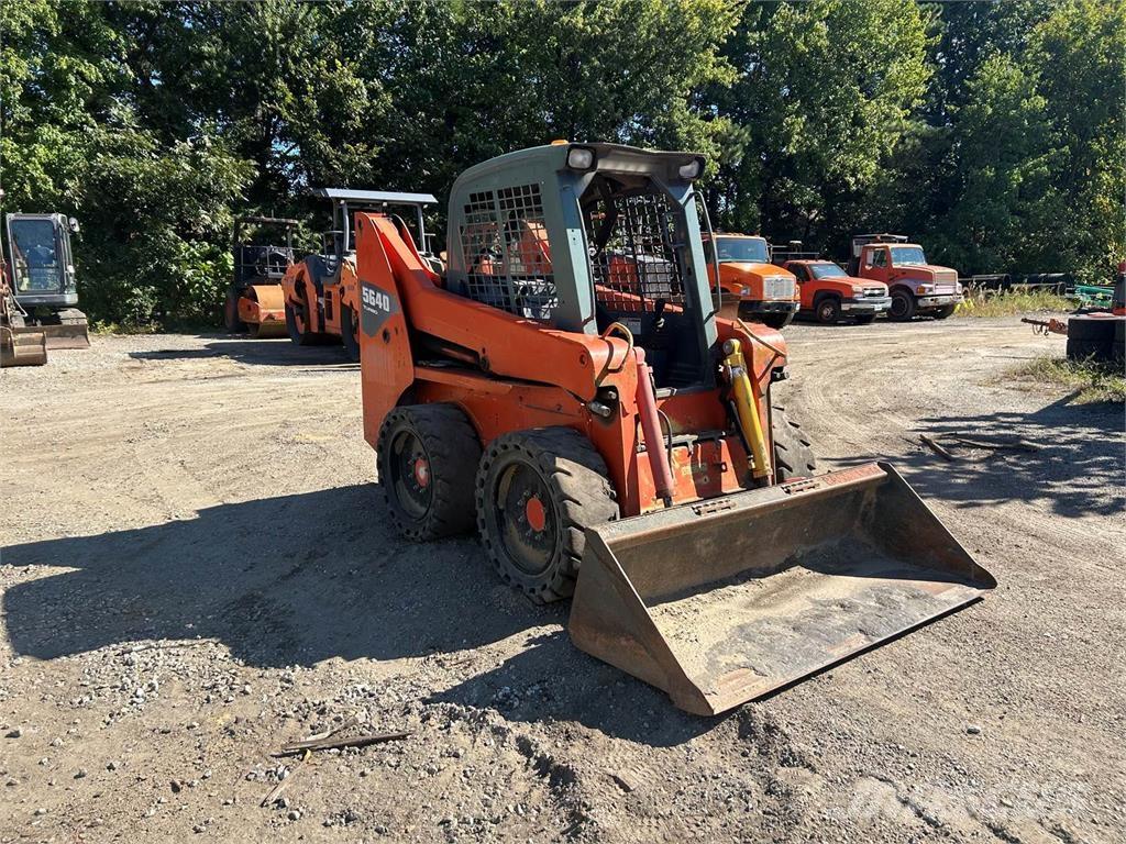 Gehl 5640E Paletli yükleyiciler