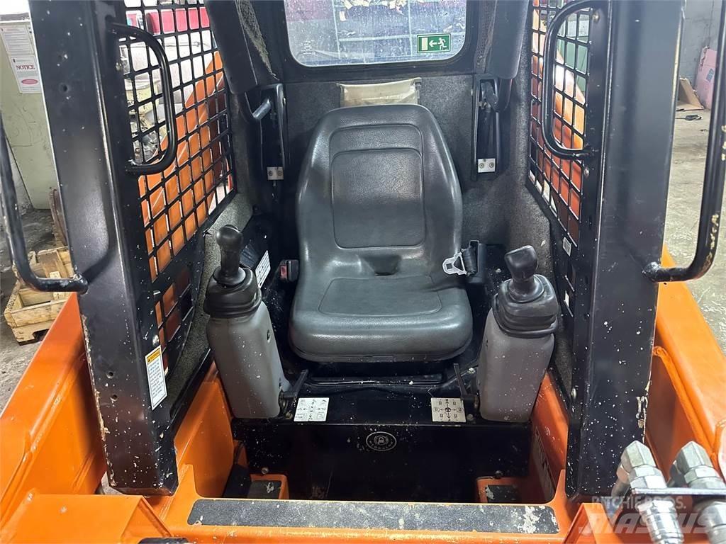Gehl RT105 Skid steer loderler
