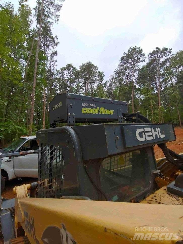 Gehl VT320 Skid steer loderler