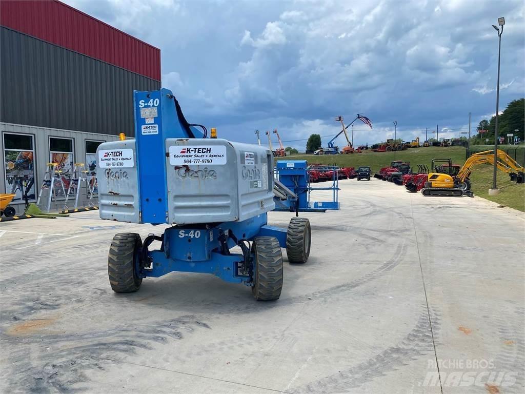 Genie S-40 Teleskopik personel platformları